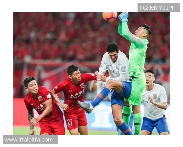 鲁能与上港精彩对决集锦回顾赛场瞬间尽显足球魅力与激情